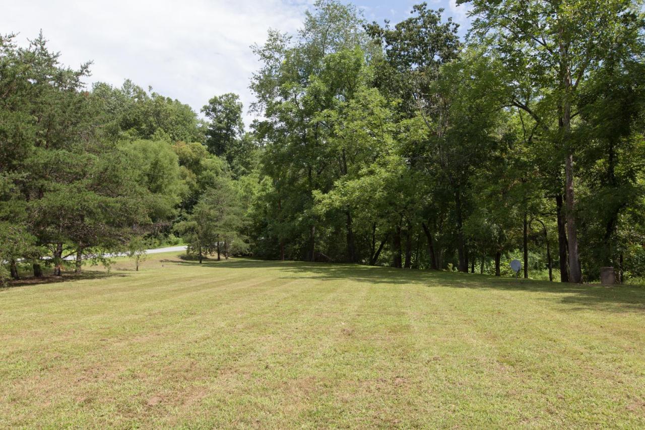 Reedy Patch Cabin Villa Hendersonville Esterno foto